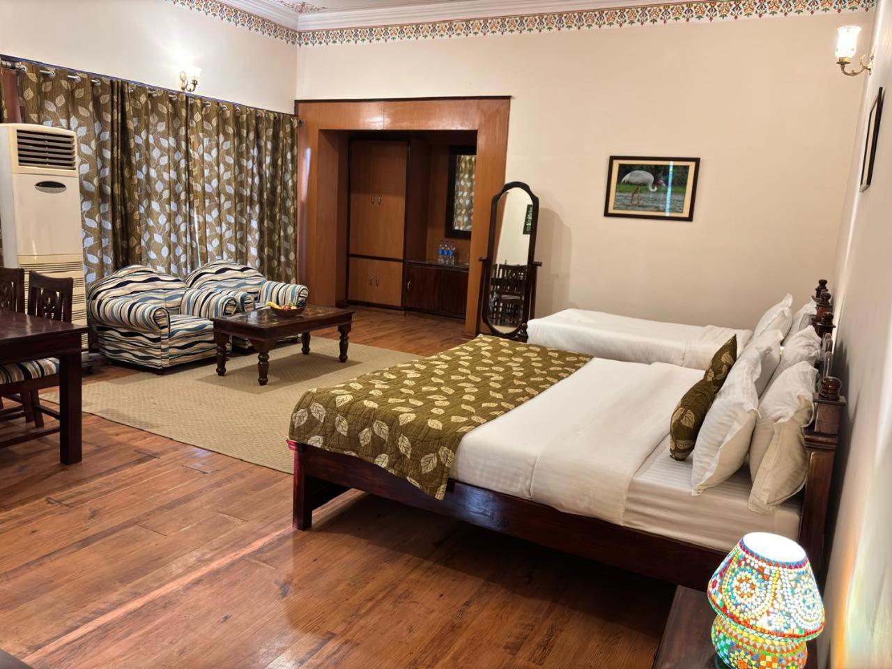 The Birder'S Inn بهاراتبور المظهر الخارجي الصورة